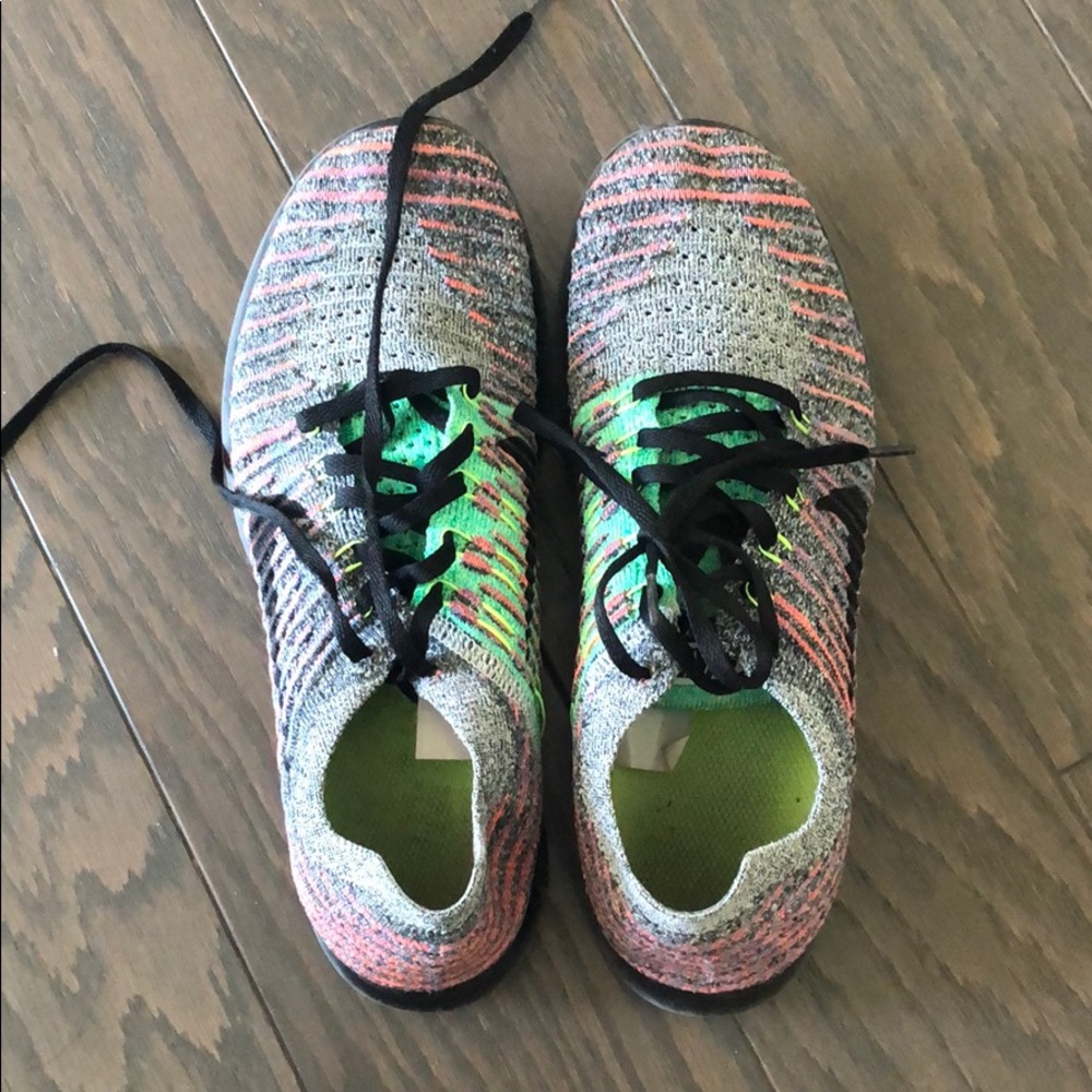 Nike roshe knit sneakers